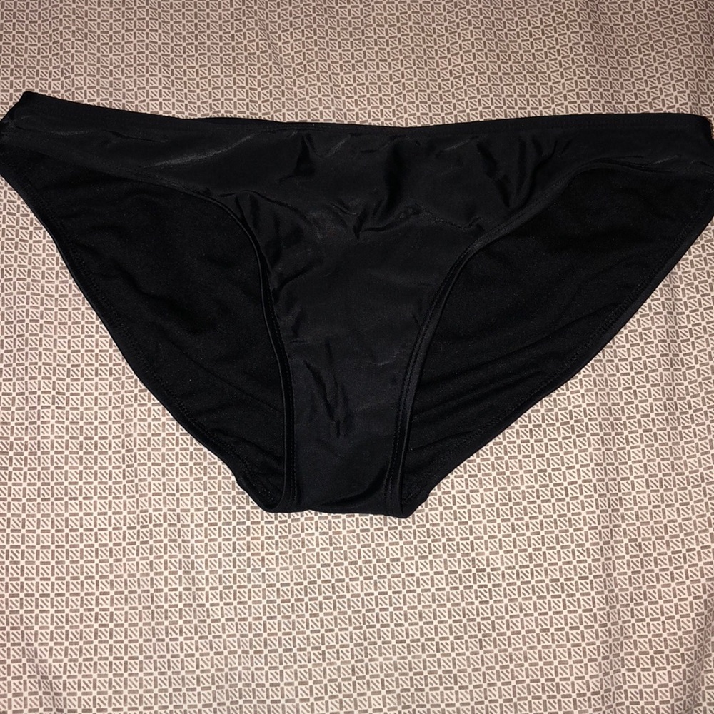 Bikini bottoms